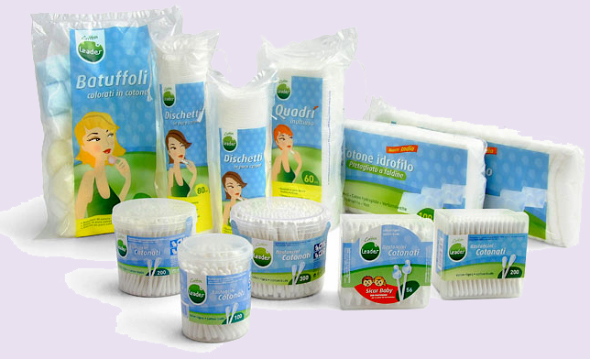 Productos para la limpieza del cutis femenino, ademas de los bebes como toallitas humedas para limpieza pel pompis, bastoncillos en algodon para limpieza interna, productos para remover maquillaje y cosmeticos de la cara, produccion de panales para adultos en forma de calzoncillos anatomicos, ergonomicos, seguros y ecologicos todo al por mayor, productos para limpieza del bebe, ninos, muchachas, mujeres, adultos y ancianos made in Italy al por mayor para distribuidores en el mundo
