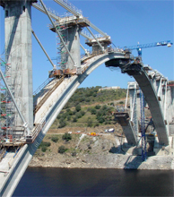 Control de calidad y test de los materiales durante la construccion, diseño de residencias, casas y estructuras para edificios comerciales e industriales, empresa de construccion Italiana formada por ingenieros civiles especializados en diseño de proyectos, planeamiento de obras civiles internacionales, construye y organiza proyectos de construccion civil y estructuras como carreteras urbanas, puentes interurbanos, aeropuertos, tuneles de perforacion, ferrovias en montanas y selva, construccion de casas residenciales, proyectacion de edificios comerciales e industriales, digas y reservorios. Nuestro Grupo de Ingenieros de Construccion son expertos en gestion de proyectos internacionales, diseño de la mezcla del concreto, calculos de costos, planeamiento, ingenieria de seguridad, gestion de la compara de materiales, seleccion de equipos e ingenieria de costos y definicion de presupuestos