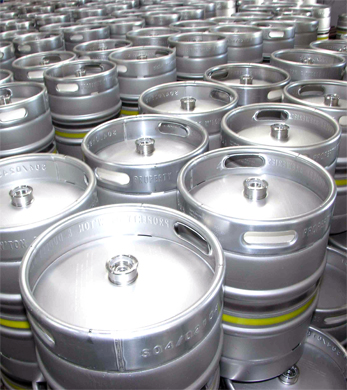 KEGS per birra personalizzati con vostro marchio e con standard internazionali Contenitori in acciaio inossidabile per birra chiamati kegs, contenitori per olio di oliva, contenitori per vino ed altri alimenti in acciaio inossidabile, produzione industriale dell' acciaio inossidabile contenitori di birra (kegs) serbatoi per alimenti e bevande, contenitori domestici e industriali per vino ed olio prodotti in "acciaio inox". Professionalità e tecnologia il binomio perfetto per ogni contenitore di birra pressurizzato (keg), Contenitori in acciaio inossidabile e prodotti per la grande distruzione nel mondo