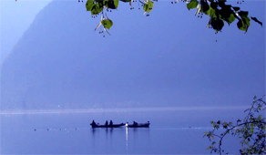 In Carinthia there are 1,270 lakes including the mountain lakes. The largest and most important swimming lakes are the Wörther See lake, the Millstätter See lake, the Ossiacher See lake as well as the Weißensee lake, the Faaker See lake, the Keutschacher See lake and the Klopeiner See lake. The Hohe Tauern national park and the Nockberge national park as well as the numerous nature reserves which were founded in order to maintain the old cultural areas, the beauty of the landscape and the specialities are also worth mentioning... Visit Carinthia